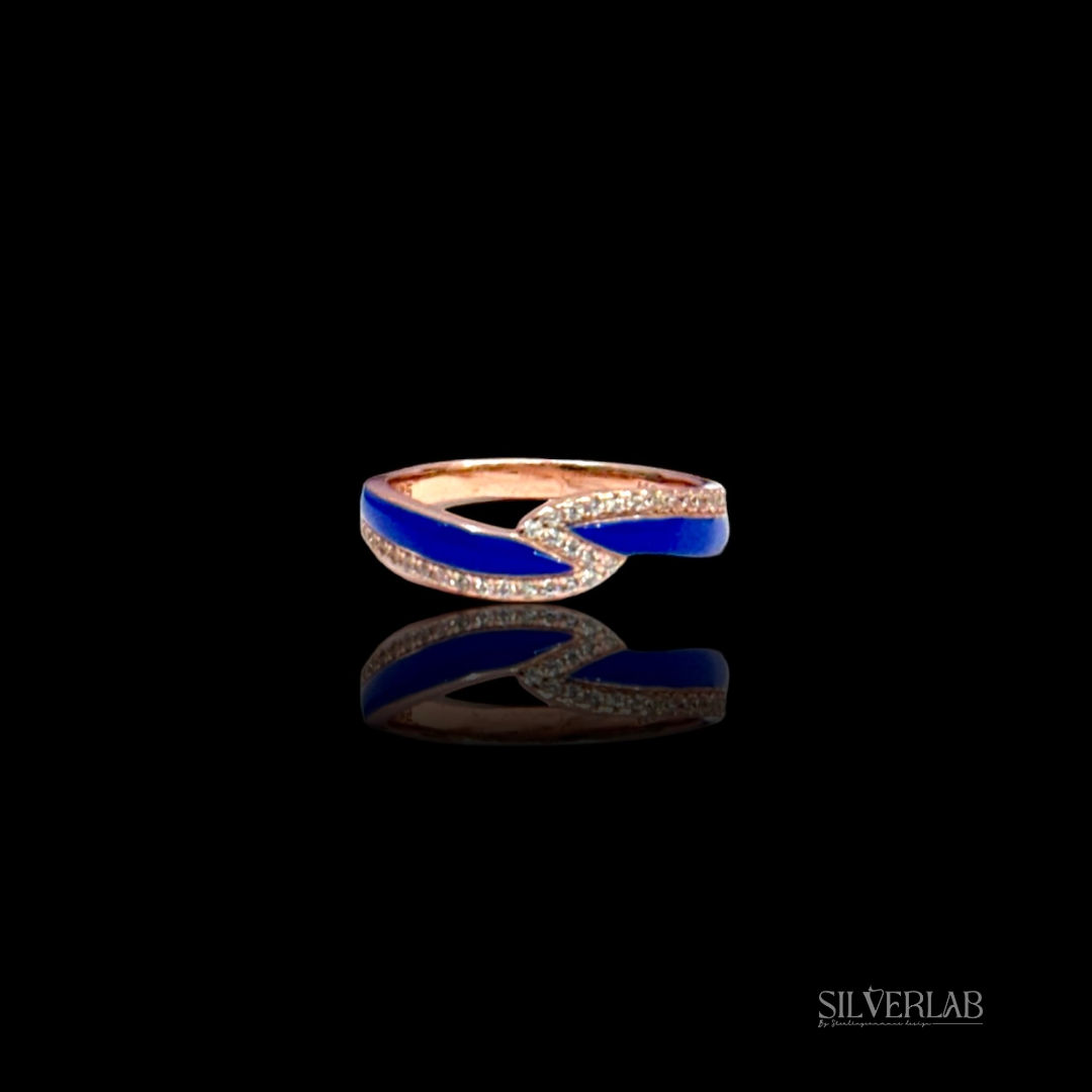 Elegant rose gold ring